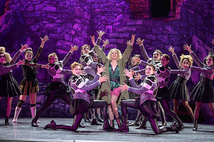 Premiere „Once upon a mattress“ - Theaterakademie August Everding (©Foto: Lioba Schoeneck)